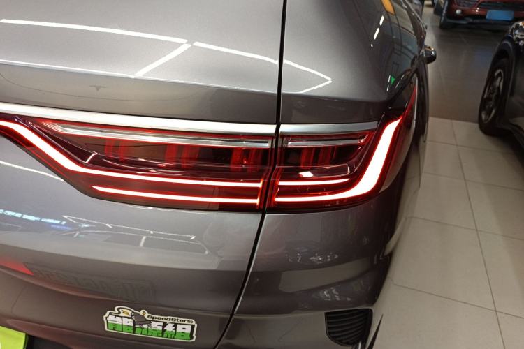 Used BYD Song PLUS New Energy 2021 DM-i 100KM Four-Wheel Drive Flagship PLUS Exterior 6