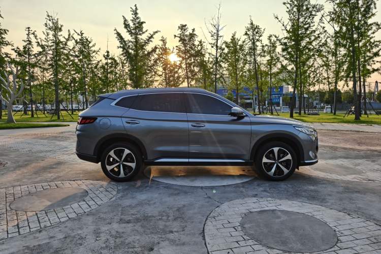 Used BYD Song PLUS New Energy 2021 DM-i 51KM Prestige Model Exterior 6