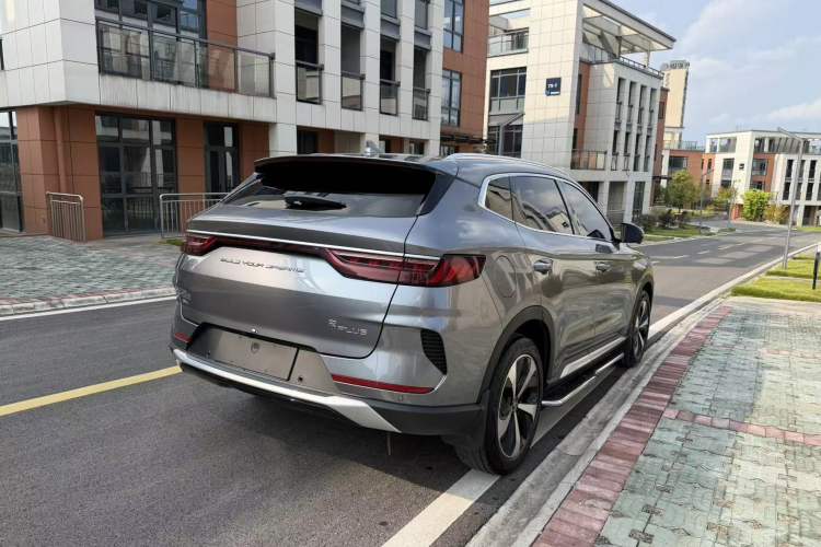 Used BYD Song PLUS New Energy 2021 DM-i 110KM Flagship PLUS 5G Edition Exterior 8
