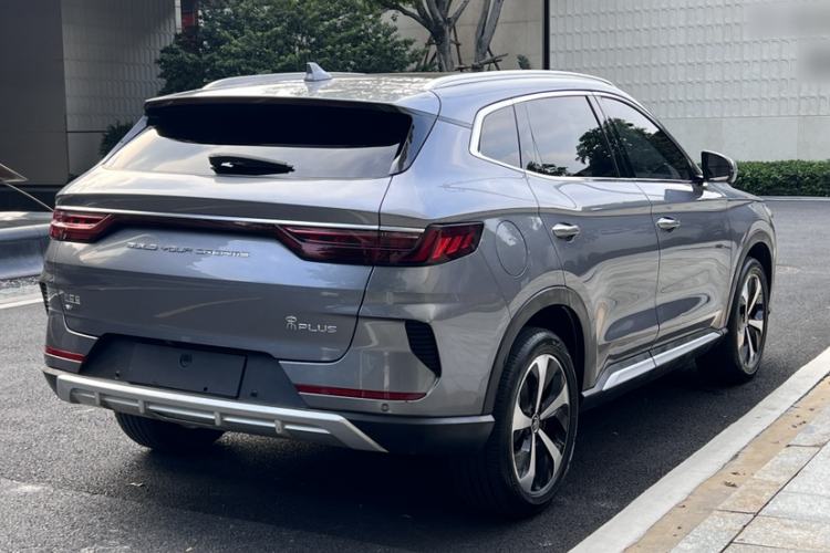 Used BYD Song PLUS New Energy 2021 EV Flagship Model Exterior 9