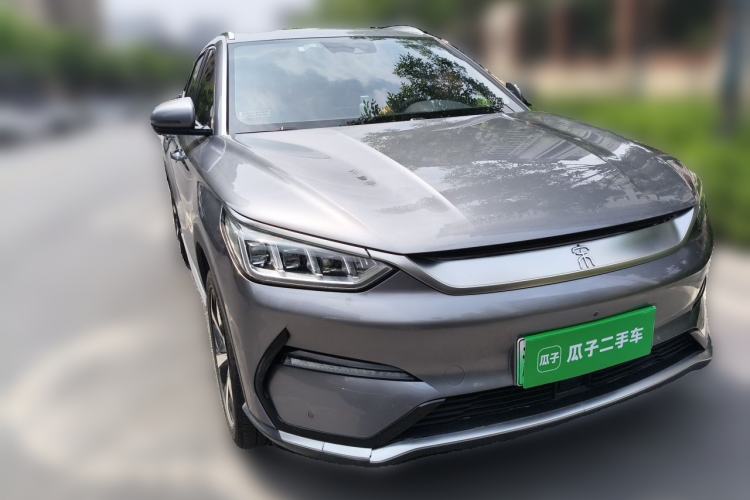 Used BYD Song PLUS New Energy 2021 EV Deluxe Model Front Right 45 Deg