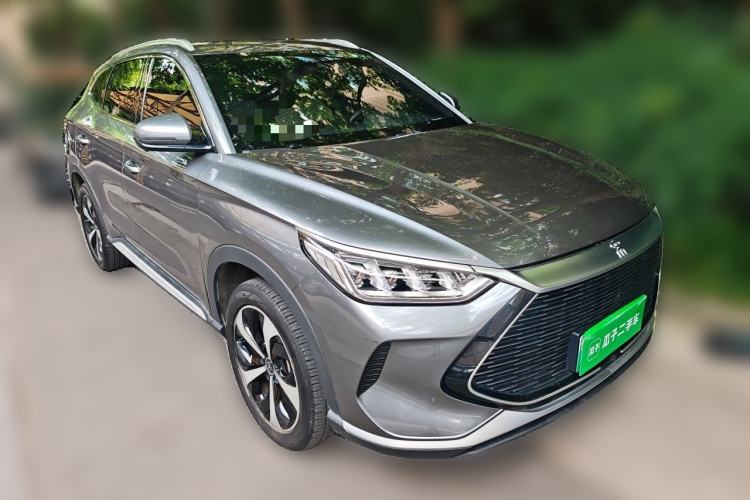 Used BYD Song PLUS New Energy 2021 DM-i 51KM Prestige Model Front Right 45 Deg