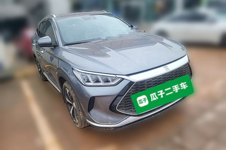 Used BYD Song PLUS New Energy 2021 DM-i 51KM Prestige Model Front Right 45 Deg