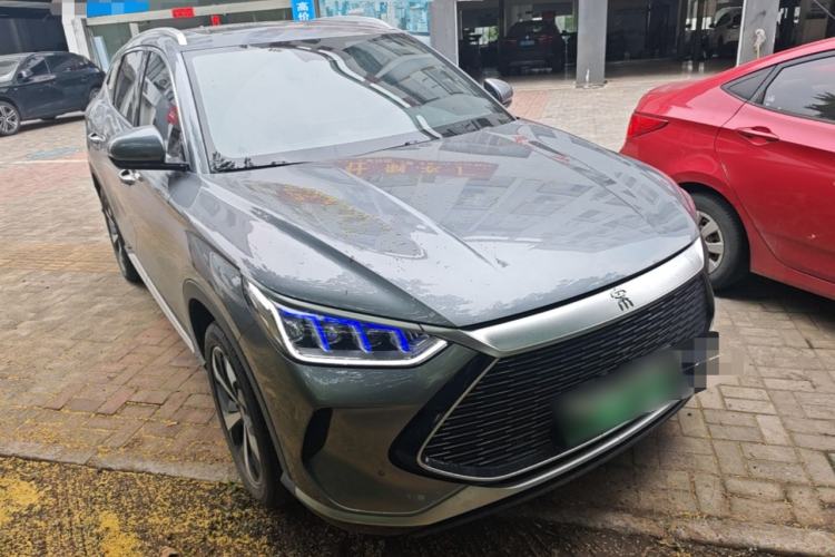 Used BYD Song PLUS New Energy 2021 DM-i 110KM Flagship Model Front Right 45 Deg