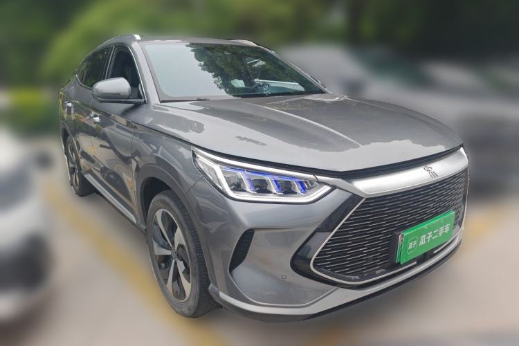 Used BYD Song PLUS New Energy 2021 DM-i 51KM Prestige Model Front Right 45 Deg