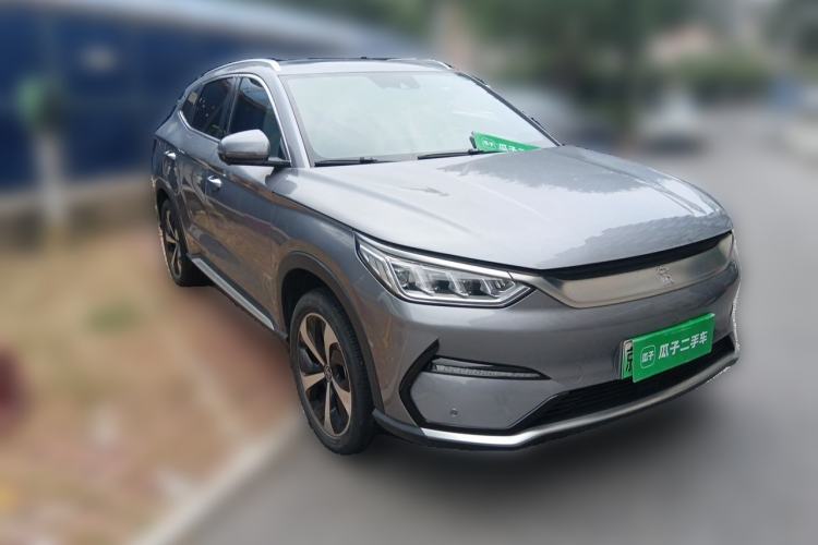 Used BYD Song PLUS New Energy 2021 EV Deluxe Model Front Right 45 Deg