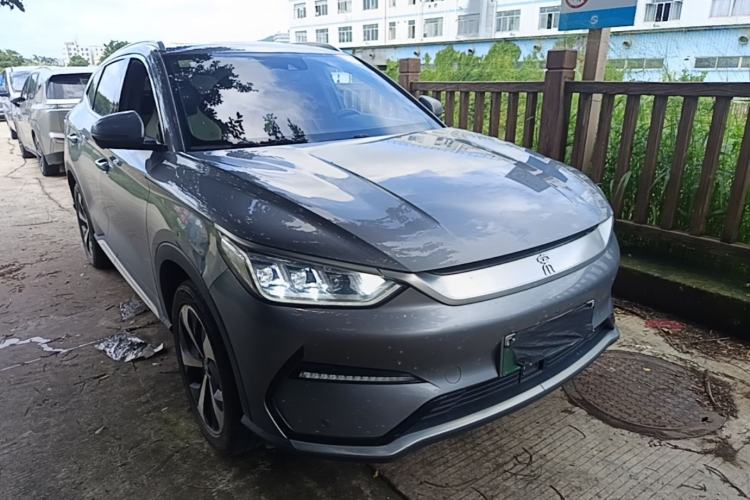 Used BYD Song PLUS New Energy 2021 EV Flagship Model Front Right 45 Deg