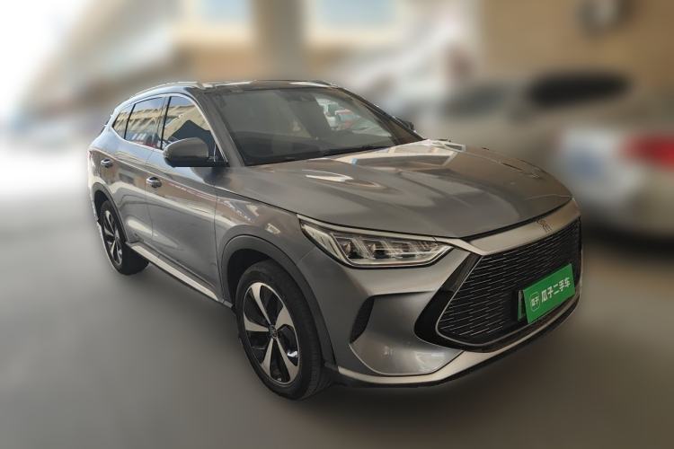 Used BYD Song PLUS New Energy 2021 DM-i 51KM Prestige Model Front Right 45 Deg