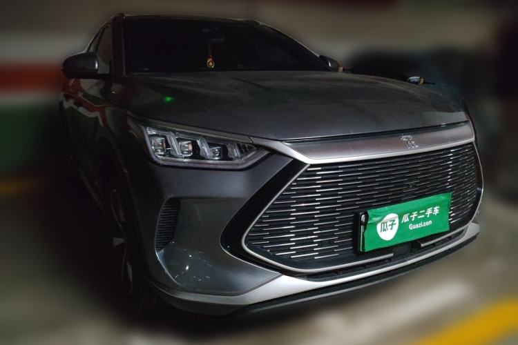 Used BYD Song PLUS New Energy 2021 DM-i 51KM Prestige Model Front Right 45 Deg