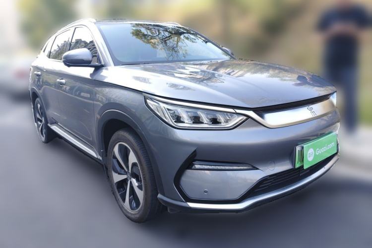 Used BYD Song PLUS New Energy 2021 EV Deluxe Model Front Right 45 Deg