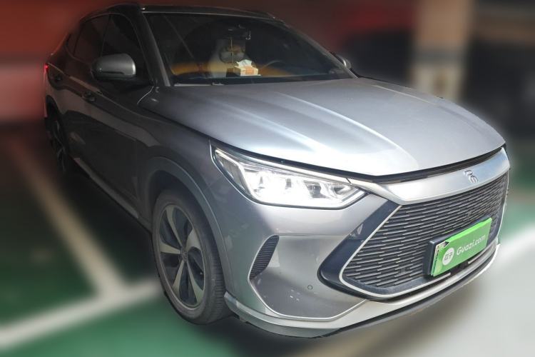 Used BYD Song PLUS New Energy 2021 DM-i 110KM Flagship PLUS Front Right 45 Deg