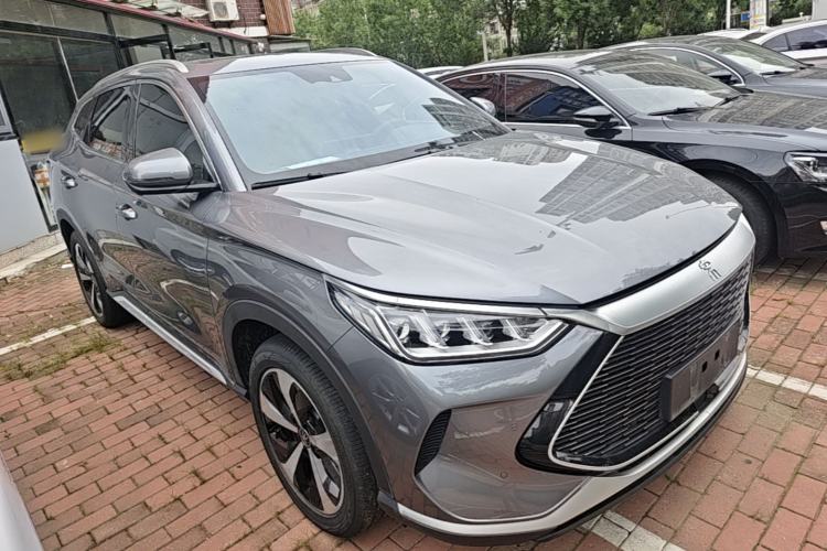 Used BYD Song PLUS New Energy 2021 DM-i 110KM Flagship PLUS Front Right 45 Deg