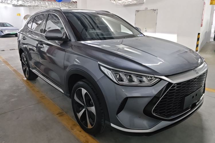 Used BYD Song PLUS New Energy 2021 DM-i 51KM Prestige Model Front Right 45 Deg
