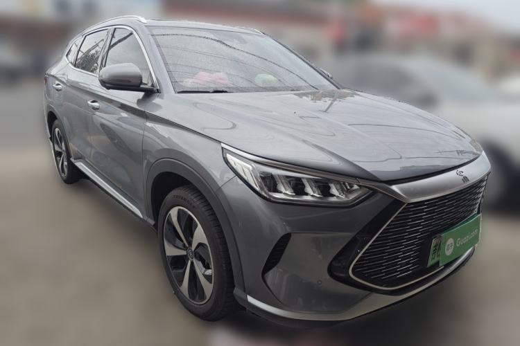 Used BYD Song PLUS New Energy 2021 DM-i 51KM Prestige Model Front Right 45 Deg