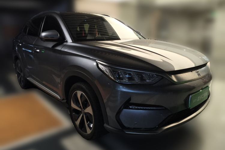 Used BYD Song PLUS New Energy 2021 EV Deluxe Model Front Right 45 Deg