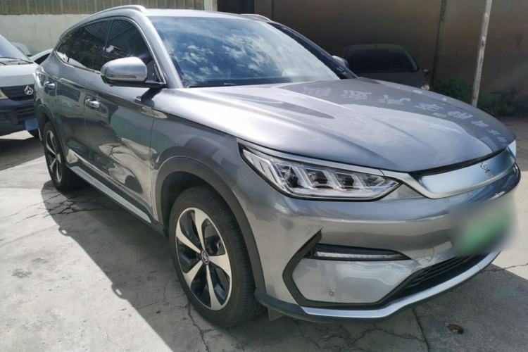 Used BYD Song PLUS New Energy 2021 EV Executive Model Front Right 45 Deg
