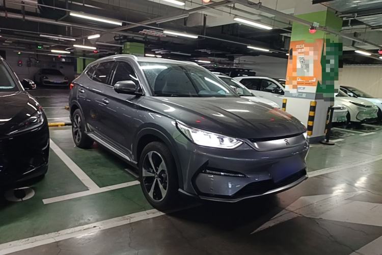 Used BYD Song PLUS New Energy 2021 EV Flagship Model Front Right 45 Deg