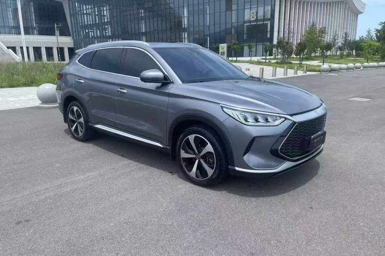 Used BYD Song PLUS New Energy 2021 DM-i 110KM Flagship Model Front Right 45 Deg
