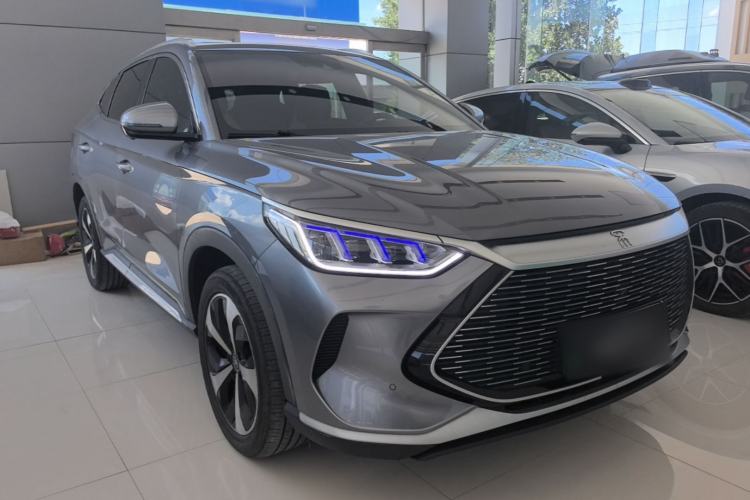 Used BYD Song PLUS New Energy 2021 DM-i 110KM Flagship PLUS Front Right 45 Deg