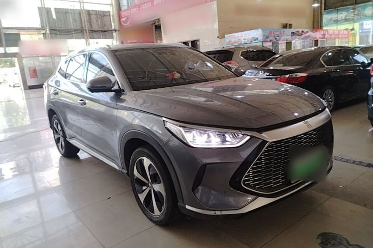Used BYD Song PLUS New Energy 2021 DM-i 51KM Prestige Model Front Right 45 Deg