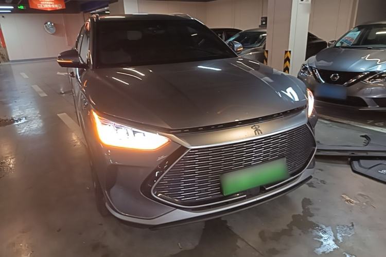 Used BYD Song PLUS New Energy 2021 DM-i 110KM Flagship PLUS Front Right 45 Deg