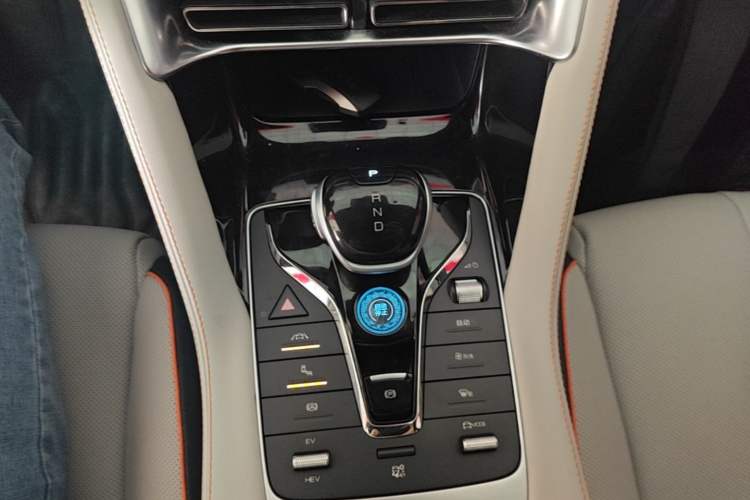 Used BYD Song PLUS New Energy 2021 DM-i 110KM Flagship PLUS Gear Lever