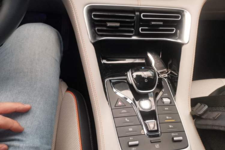 Used BYD Song PLUS New Energy 2021 DM-i 110KM Flagship PLUS Gear Lever