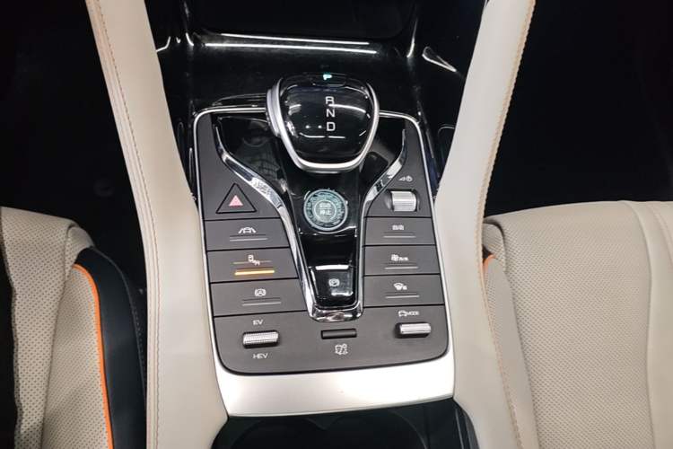 Used BYD Song PLUS New Energy 2021 DM-i 51KM Prestige Model Gear Lever