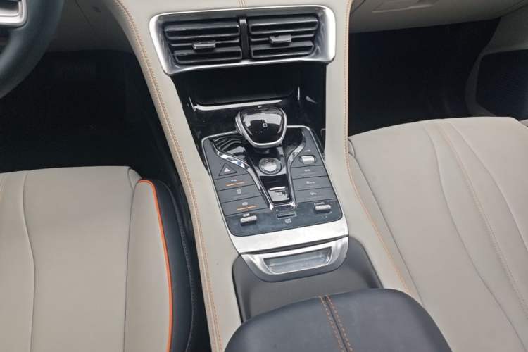 Used BYD Song PLUS New Energy 2021 EV Deluxe Model Gear Lever