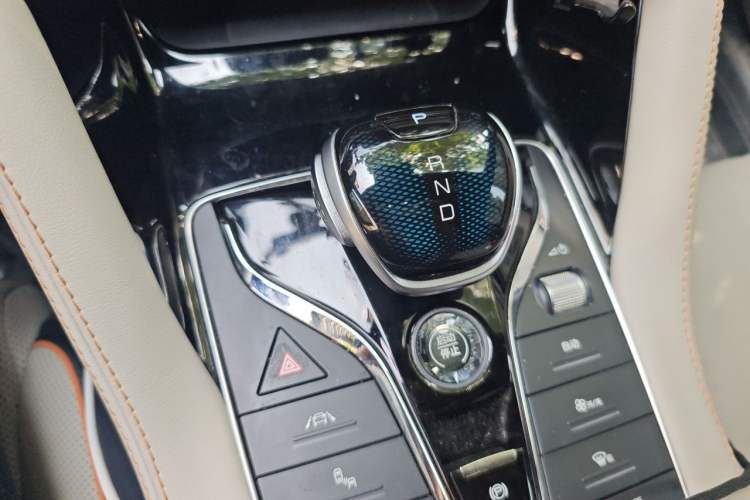 Used BYD Song PLUS New Energy 2021 DM-i 110KM Flagship PLUS Gear Lever