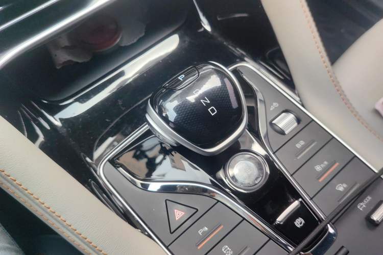 Used BYD Song PLUS New Energy 2021 DM-i 110KM Flagship Model Gear Lever