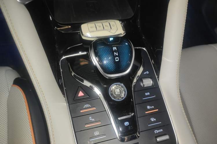 Used BYD Song PLUS New Energy 2021 EV Deluxe Model Gear Lever