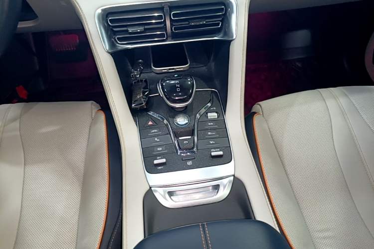 Used BYD Song PLUS New Energy 2021 DM-i 51KM Prestige Model Gear Lever