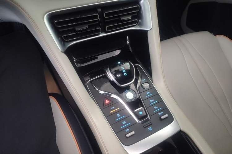 Used BYD Song PLUS New Energy 2021 EV Deluxe Model Gear Lever
