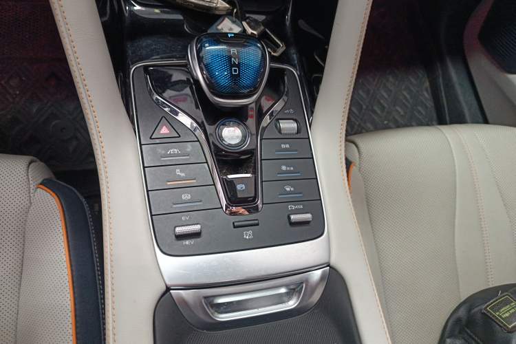 Used BYD Song PLUS New Energy 2021 DM-i 51KM Prestige Model Gear Lever