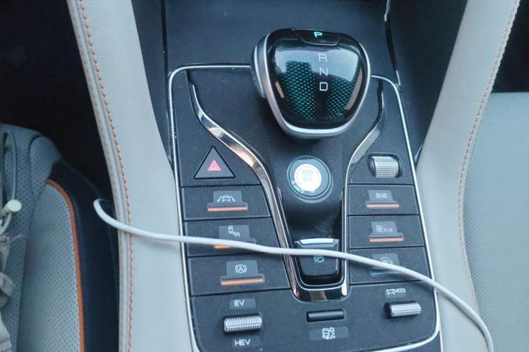 Used BYD Song PLUS New Energy 2021 DM-i 51KM Prestige Model Gear Lever