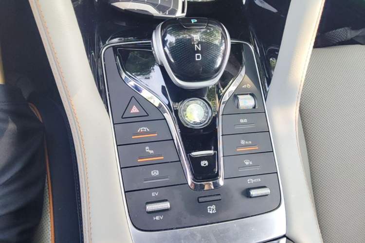Used BYD Song PLUS New Energy 2021 DM-i 110KM Flagship PLUS Gear Lever