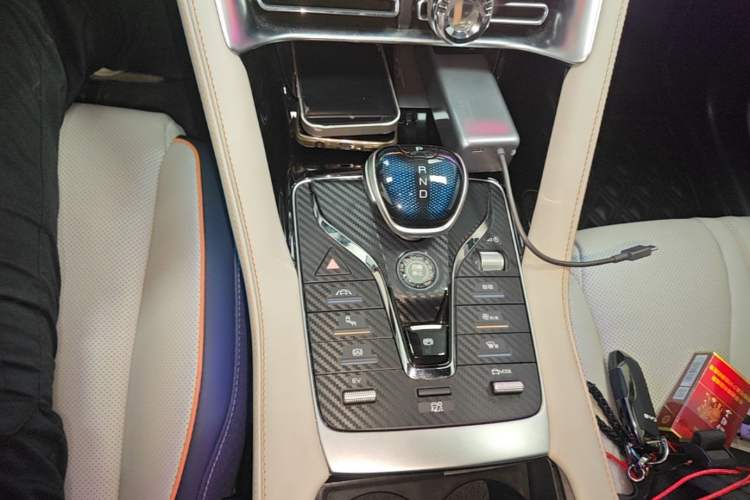 Used BYD Song PLUS New Energy 2021 DM-i 51KM Prestige Model Gear Lever