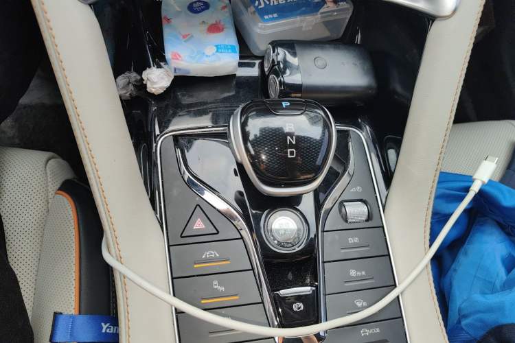 Used BYD Song PLUS New Energy 2021 DM-i 51KM Prestige Model Gear Lever