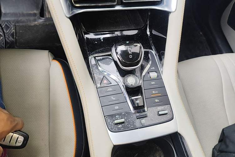 Used BYD Song PLUS New Energy 2021 DM-i 51KM Prestige Model Gear Lever