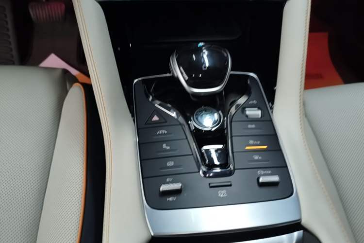Used BYD Song PLUS New Energy 2021 DM-i 51KM Prestige Model Gear Lever
