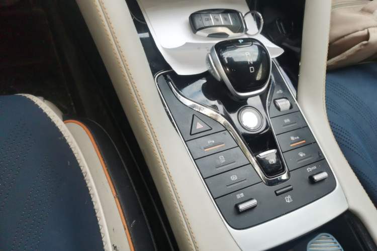 Used BYD Song PLUS New Energy 2021 EV Deluxe Model Gear Lever
