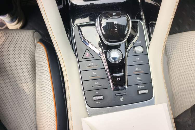 Used BYD Song PLUS New Energy 2021 DM-i 51KM Prestige Model Gear Lever