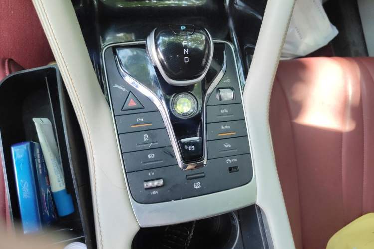 Used BYD Song PLUS New Energy 2021 DM-i 110KM Flagship Model Gear Lever