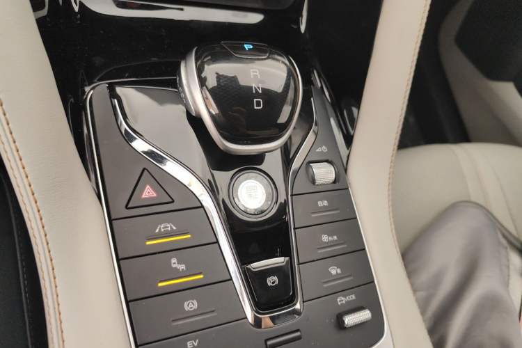 Used BYD Song PLUS New Energy 2021 DM-i 51KM Prestige Model Gear Lever
