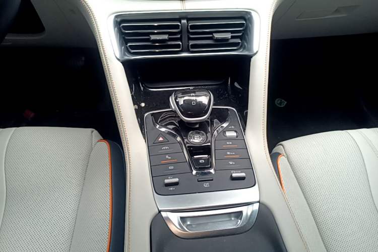 Used BYD Song PLUS New Energy 2021 DM-i 51KM Prestige Model Gear Lever