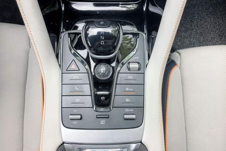 Used BYD Song PLUS New Energy 2021 DM-i 110KM Flagship PLUS Gear Lever