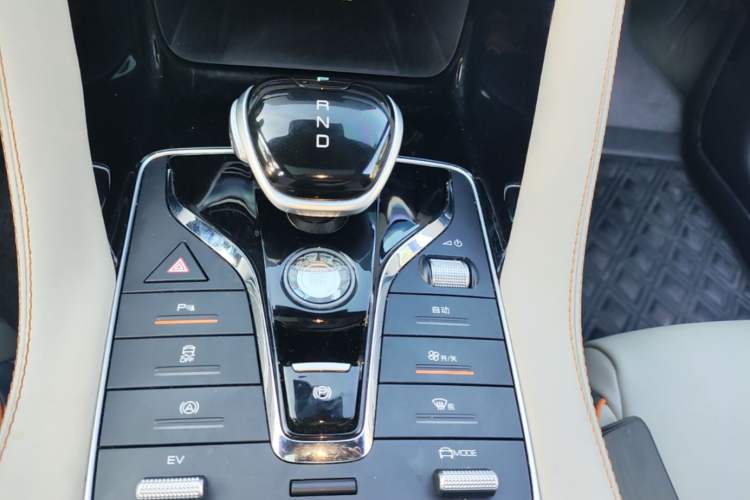 Used BYD Song PLUS New Energy 2021 DM-i 110KM Flagship Model Gear Lever
