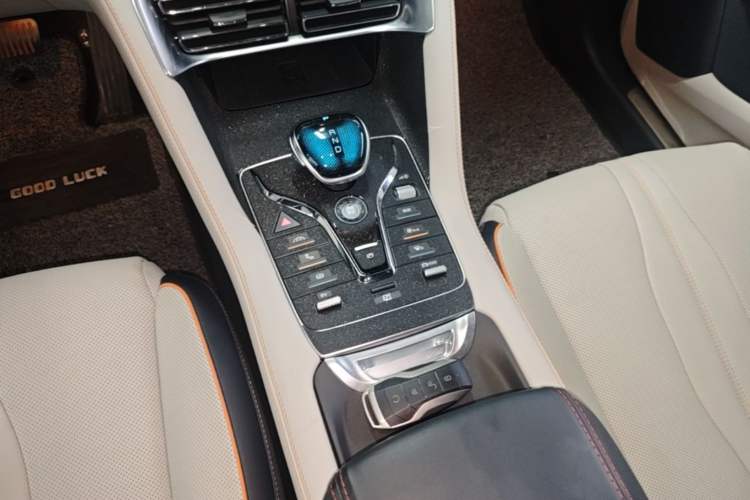 Used BYD Song PLUS New Energy 2021 DM-i 110KM Flagship PLUS Gear Lever