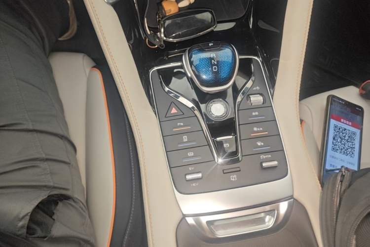 Used BYD Song PLUS New Energy 2021 DM-i 110KM Flagship Model Gear Lever